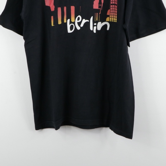 Vintage 90s Berlin Germany Brandenberg Gate Shirt - Picture 3 of 9